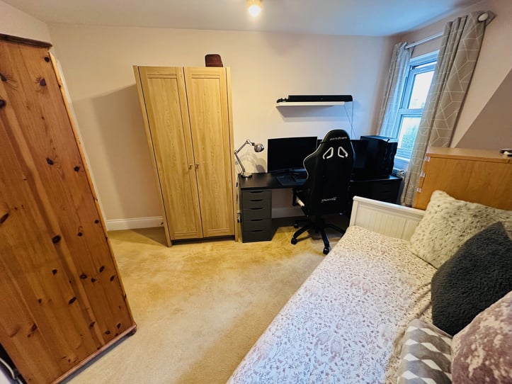  1 Beauregard Mews 