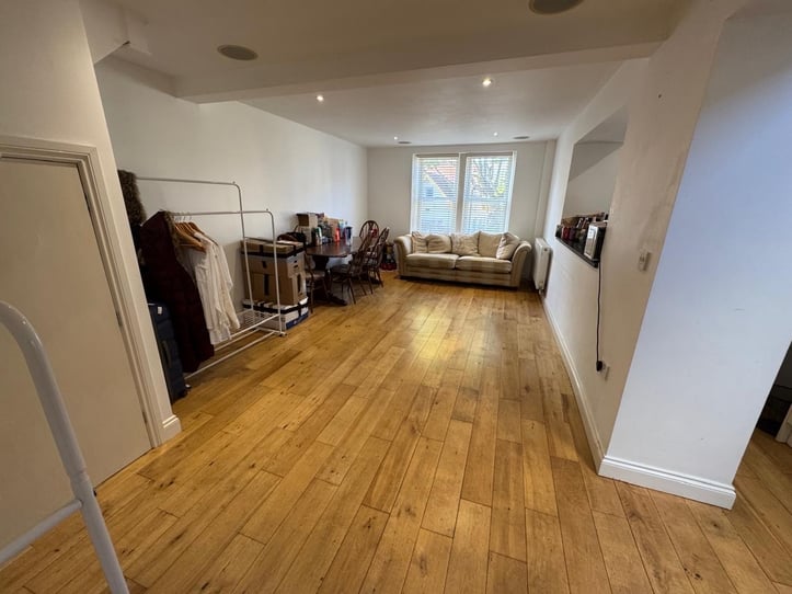  Apartment 2, Elm Grove Court 