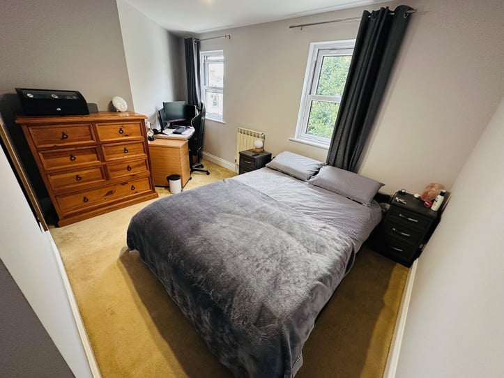  1 Beauregard Mews 