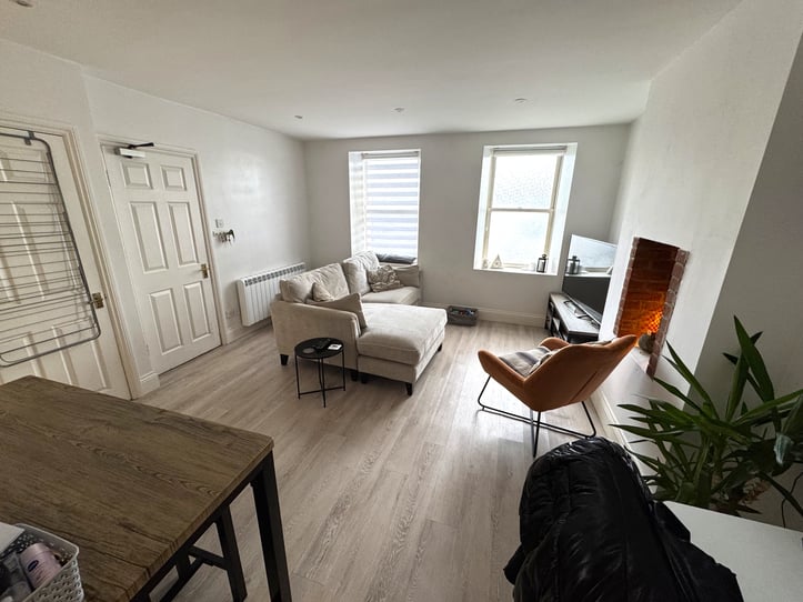 Flat 1, 16 Pedvin Street