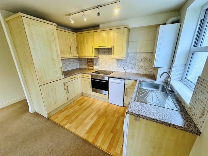 Flat 11, Les Casquets