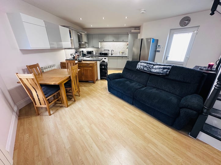  1 Beauregard Mews 