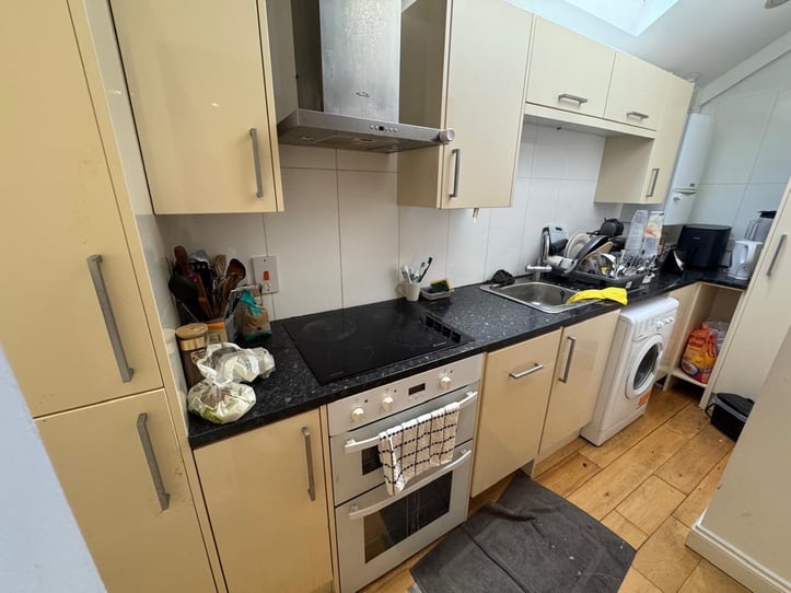  Apartment 2, Elm Grove Court 
