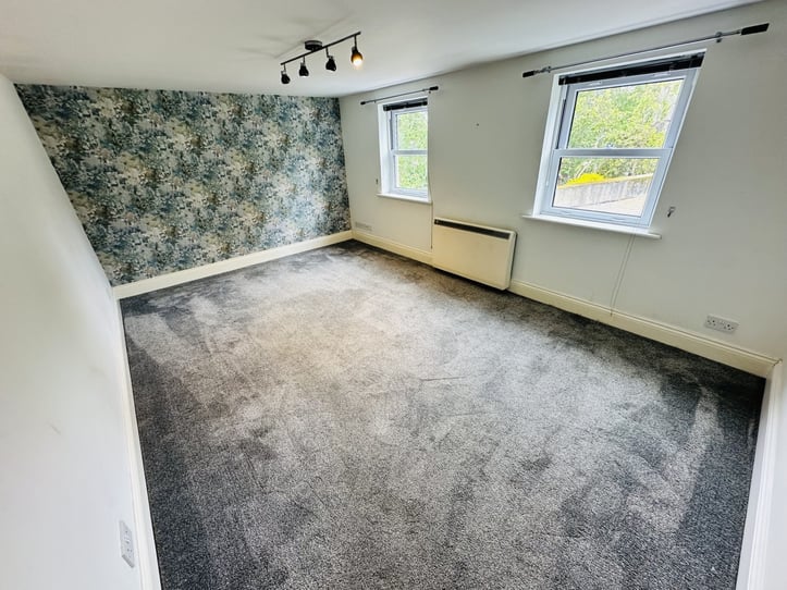  Flat 4 15 Allez Street
