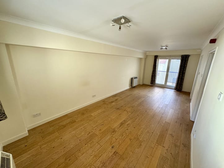 Flat 5 Cour Du Moulin