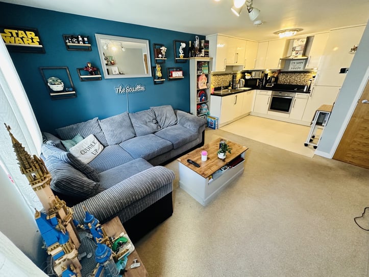  Apartment 2, Herald Court 