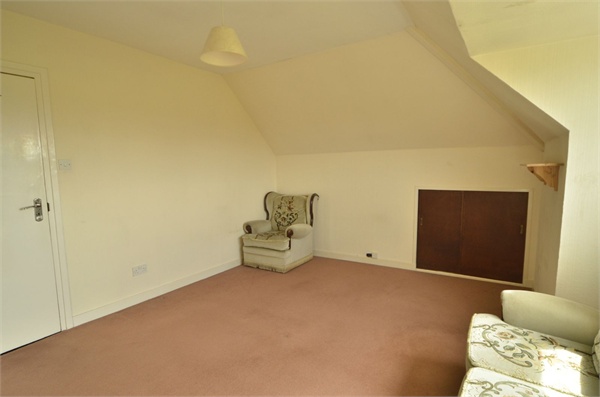  Room 5, Hunters Lodge 