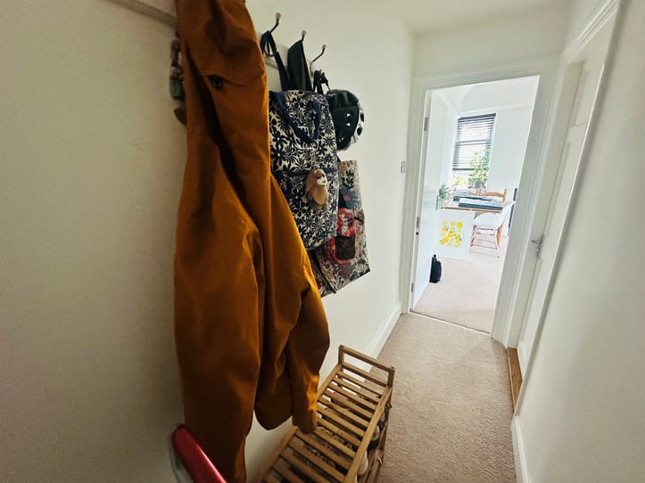 Flat 3, Springfield