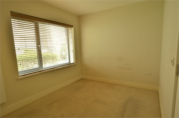  Apartment 6 Brehon House