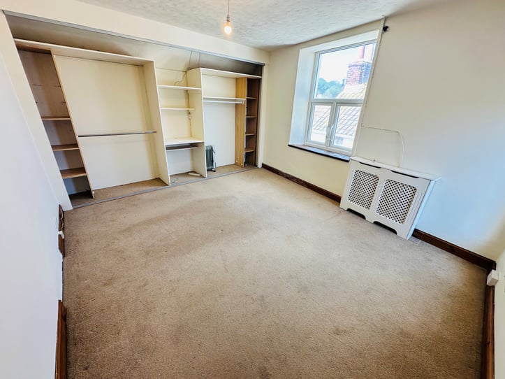  Flat 3, 28A Paris Street 