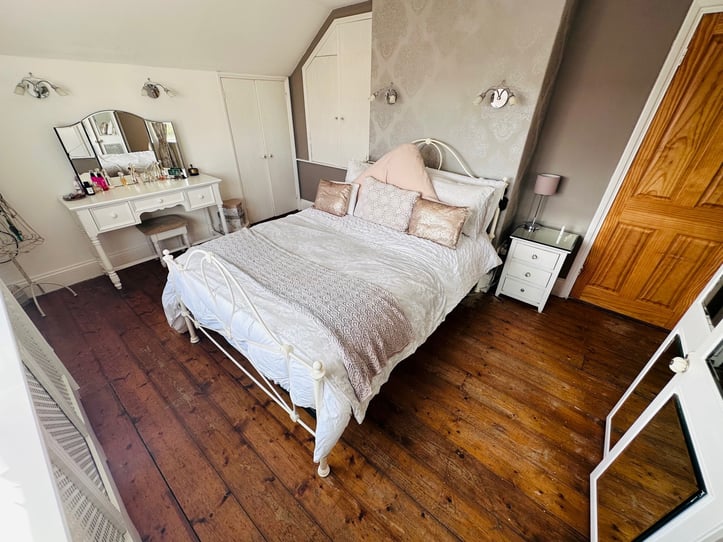 Westbury Villa 