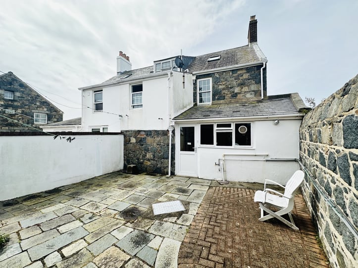1 Grange Place
