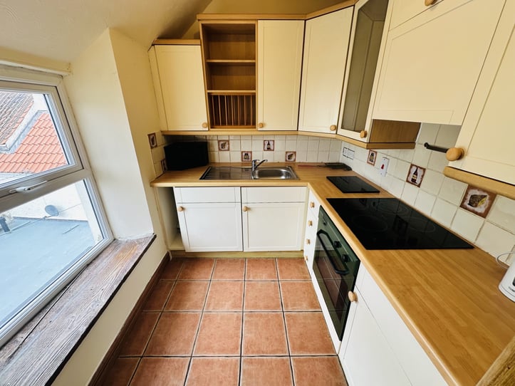  Flat 3, 28A Paris Street 