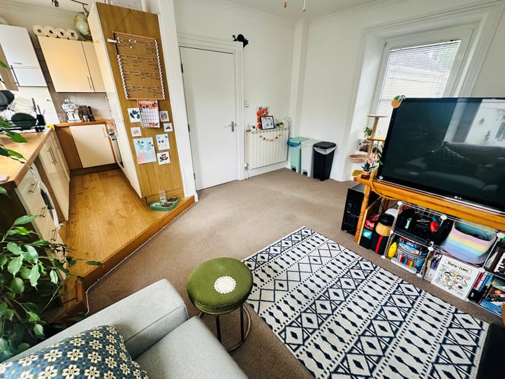Flat 3, Springfield