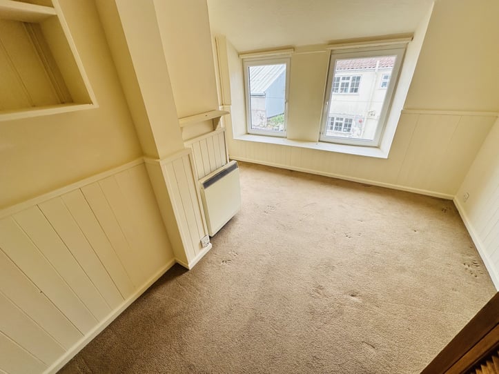  Flat 3, 28A Paris Street 