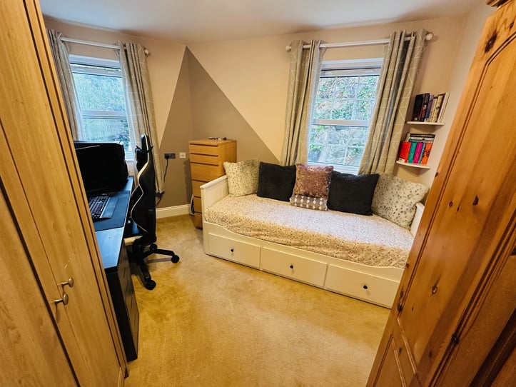  1 Beauregard Mews 