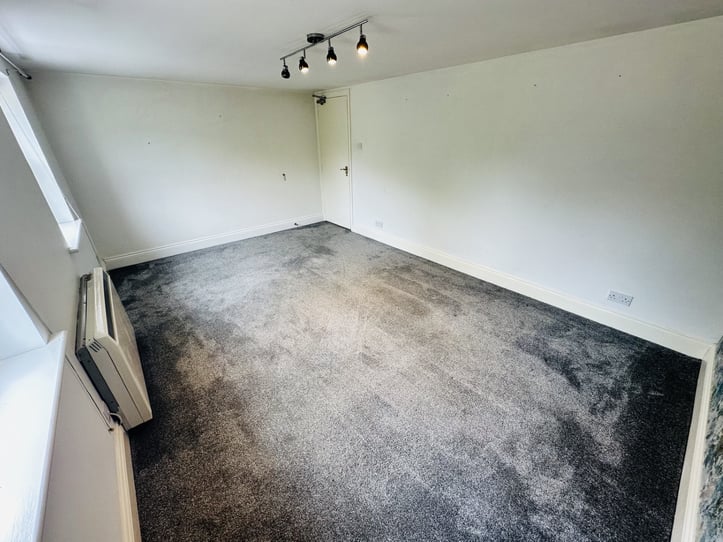 Flat 4 15 Allez Street