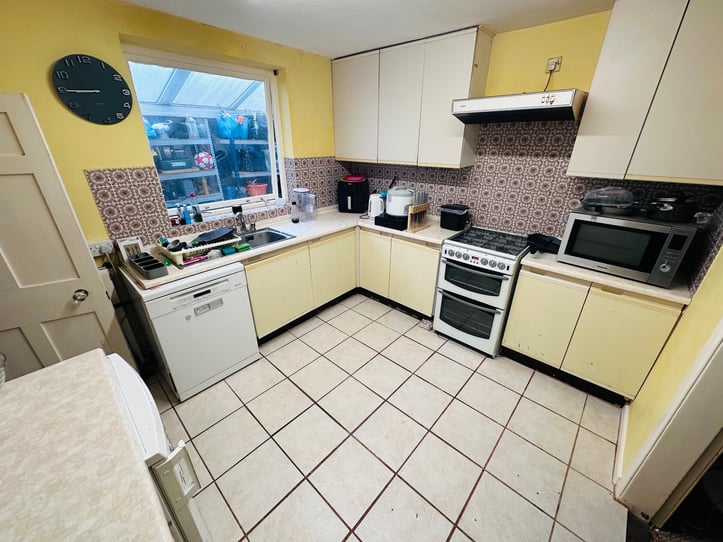 4 Little St John Street