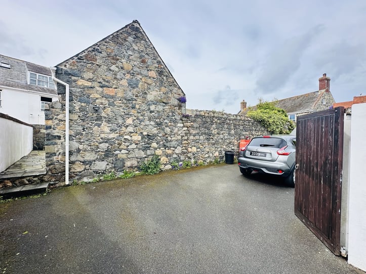 1 Grange Place