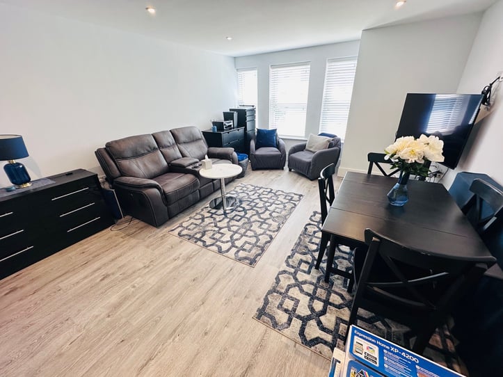  Apartment 3, The Haven 
