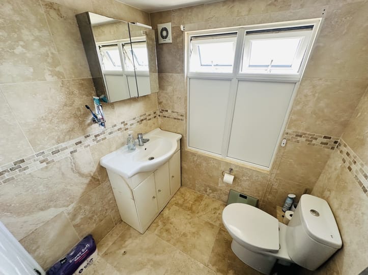 4 Inglewood Place