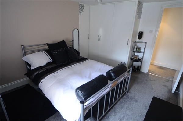  Flat 4 15 Allez Street