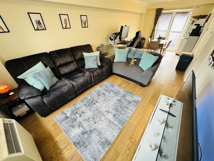 Flat 5 Cour Du Moulin Contree Croix Mansell