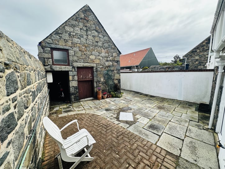 1 Grange Place