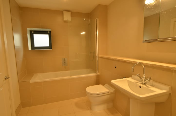  Apartment 6 Brehon House