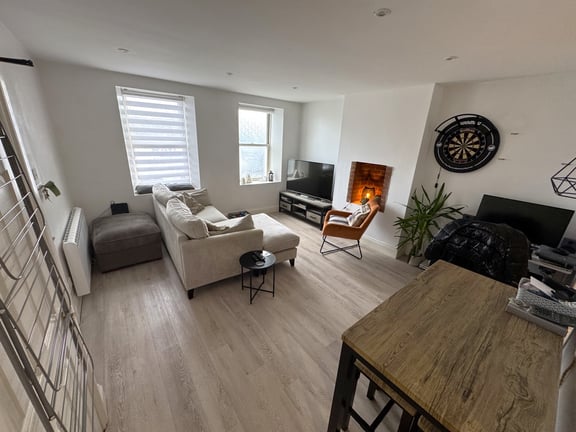 Flat 1, 16 Pedvin Street