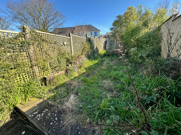 7 Westbourne Crescent