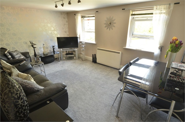  Flat 4 15 Allez Street