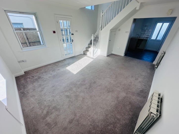 Flat 4, Les Pommiers