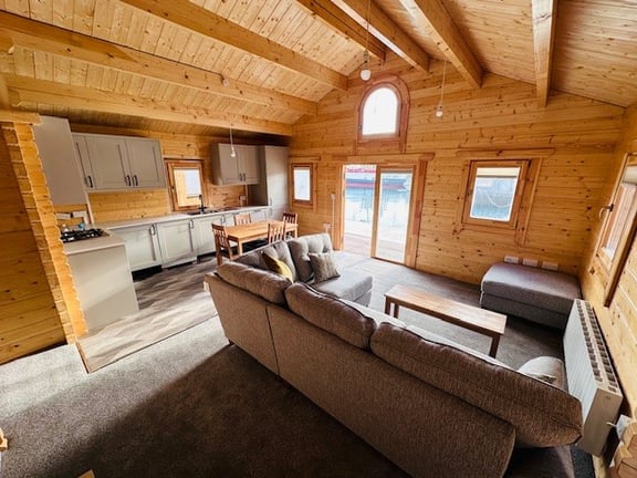  Floating Cabin, Beaucette Marina 