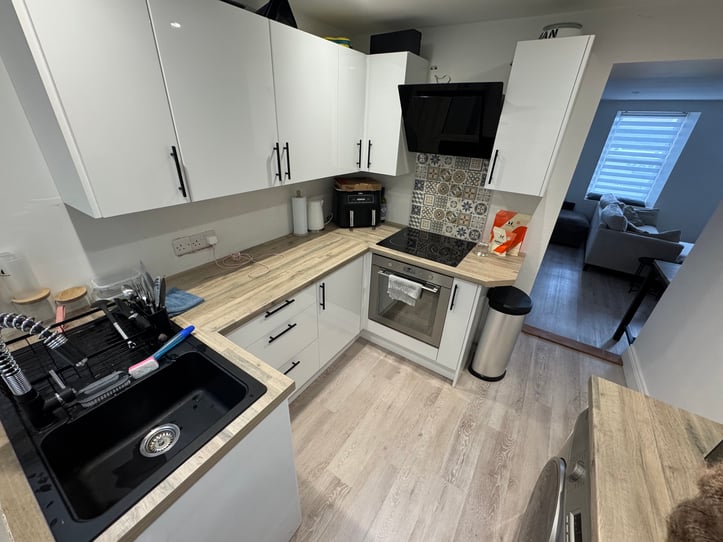 Flat 1, 16 Pedvin Street