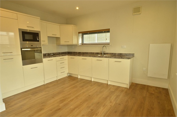  Apartment 6 Brehon House