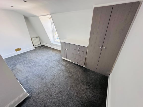  2 Alexandra Terrace 