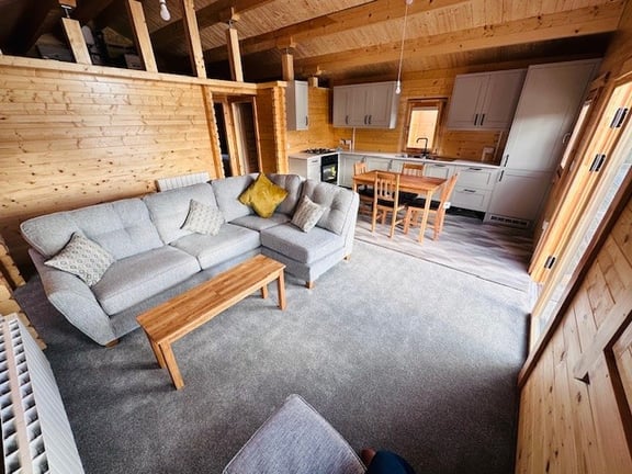  Floating Cabin, Beaucette Marina 