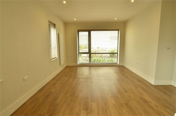  Apartment 6 Brehon House