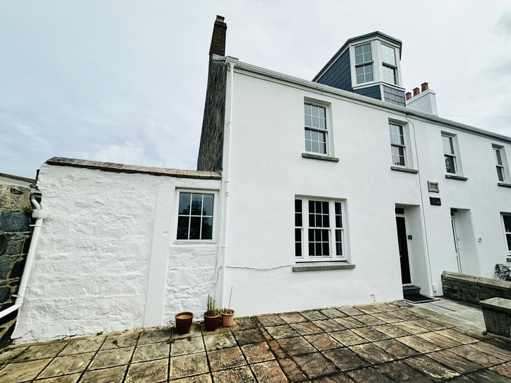 1 Grange Place