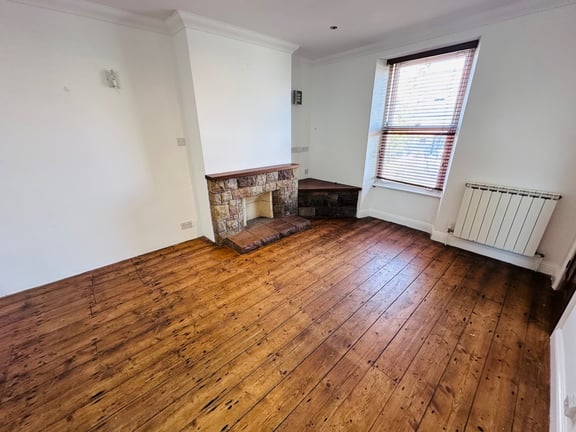  2 Alexandra Terrace 