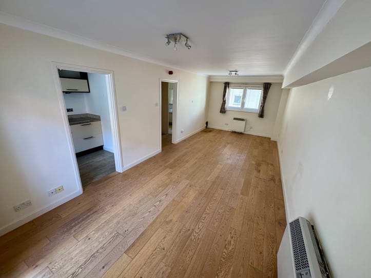 Flat 5 Cour Du Moulin