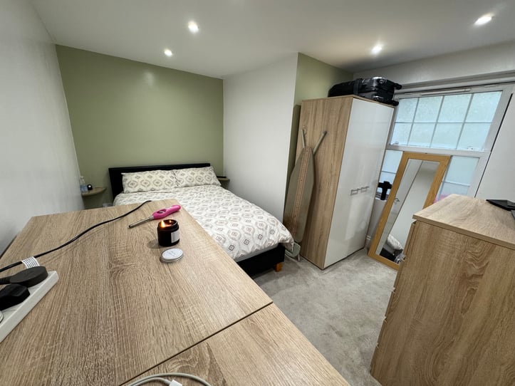 Flat 1, 16 Pedvin Street