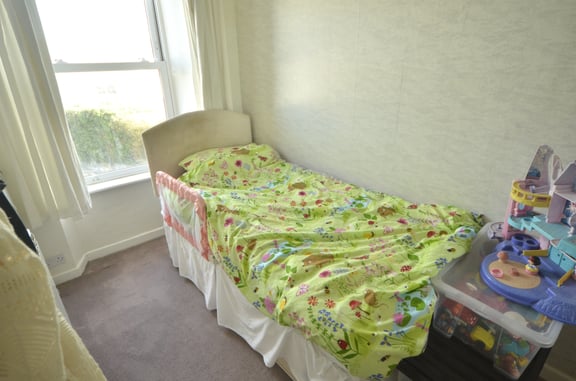  18 Norman Terrace 
