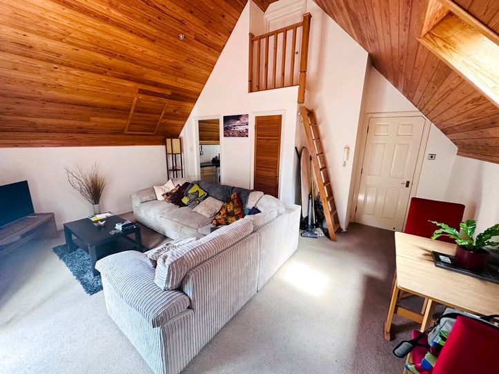  12 Durrington Court 