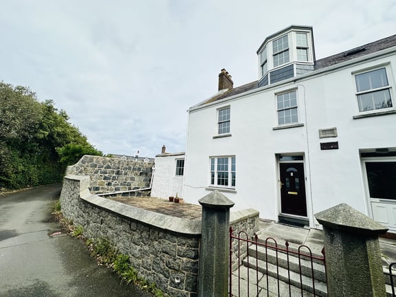 1 Grange Place  
