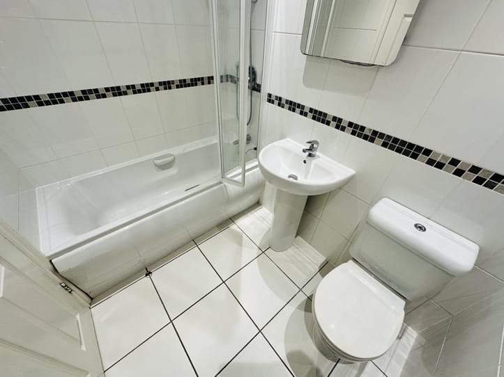  Flat 11, Park Place 
