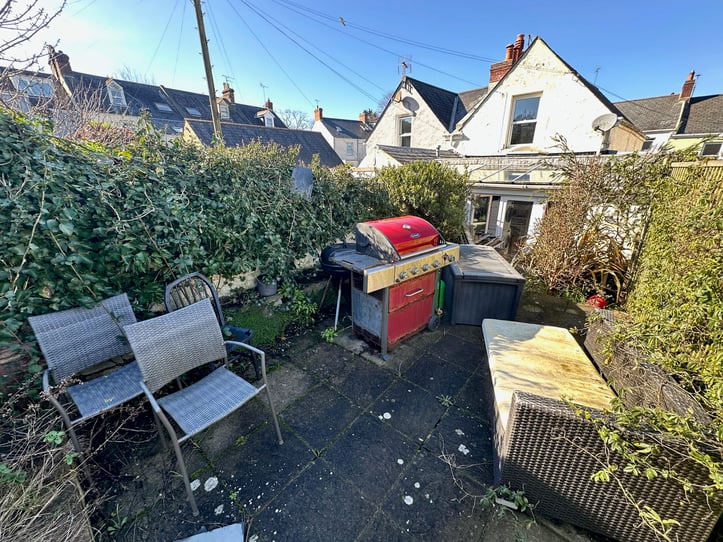 7 Westbourne Crescent