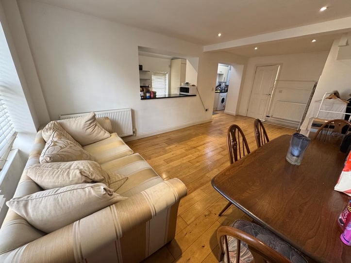  Apartment 2, Elm Grove Court 