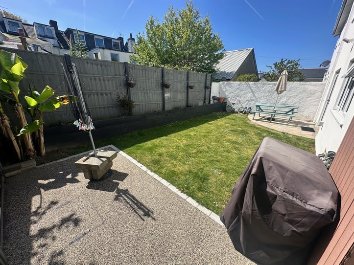 Les Berries   2 Les douze Maisons